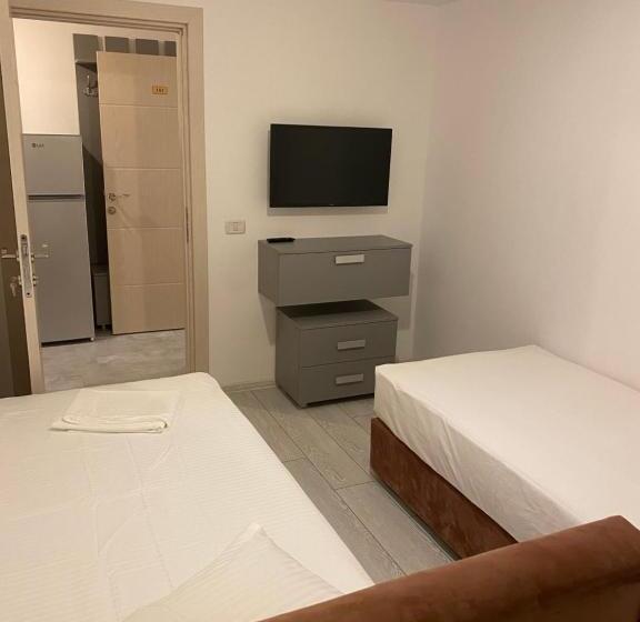 带阳台两卧公寓, Luxury By Saray