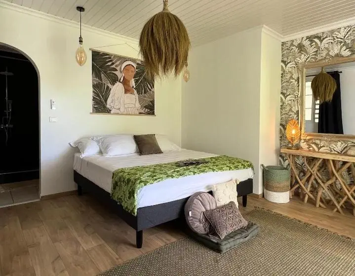 اتاق استاندارد با تراس, Maison Taina