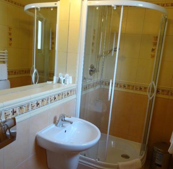 اتاق استاندارد یک نفره, Abrava