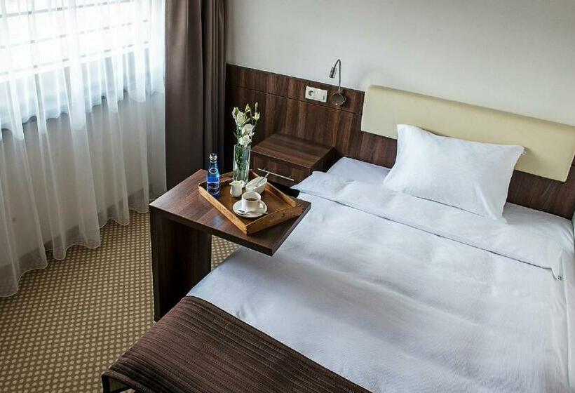 スタンダードシングルルーム, Antonio Conference