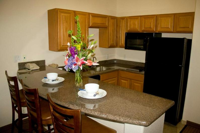 מיטת קינג בסוויטה, Best Western Lubbock West Inn & Suites