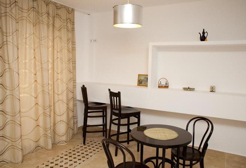 آپارتمان دوبلکس 1 خوابه, Belleville