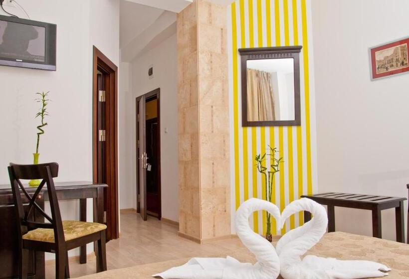 اتاق کلاس بیزنس, Belleville