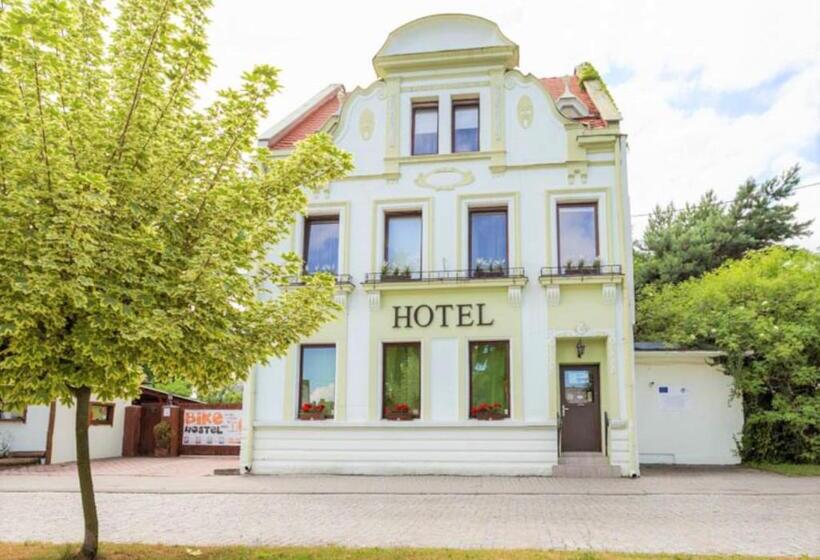 标准单人间, Bike Hostel&camp