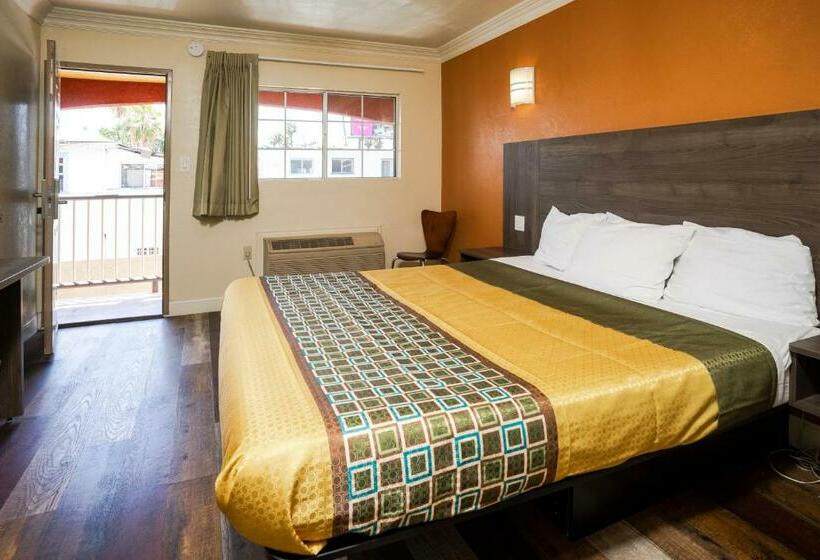 غرفة قياسية سرير كينج, Economy Inn Hollywood