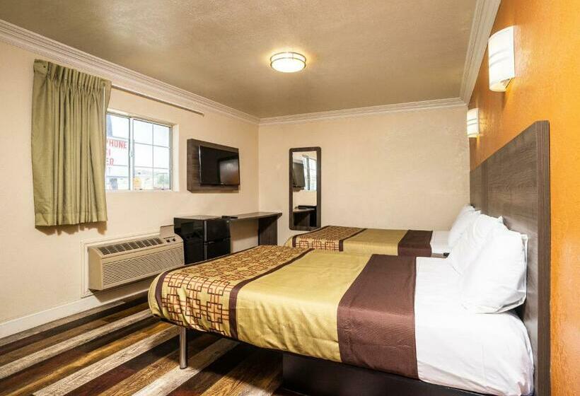 غرفه قياسيه سريرين مزدوجين, Economy Inn Hollywood