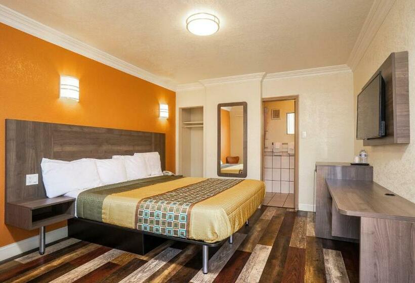غرفة قياسية سرير كينج, Economy Inn Hollywood
