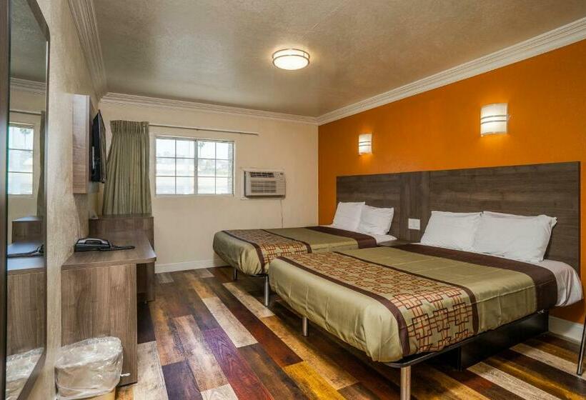 غرفه قياسيه سريرين مزدوجين, Economy Inn Hollywood