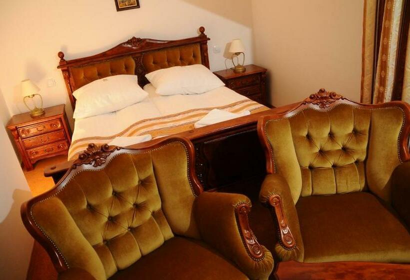 スタンダードルーム, Folwark Stara Winiarnia