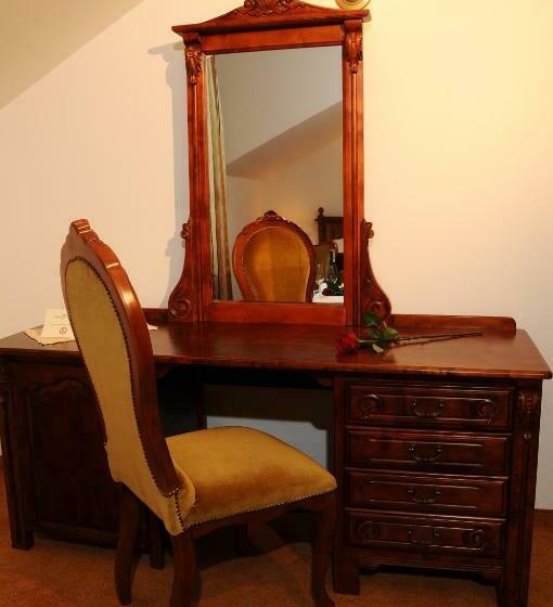 スタンダードシングルルーム, Folwark Stara Winiarnia