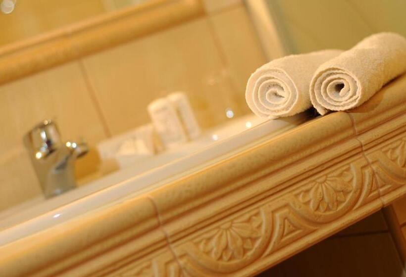 １ベッドルームアパートメント, Folwark Stara Winiarnia