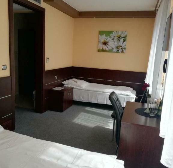 חדר סטנדרט לשלושה, Gościniec Biznesowy