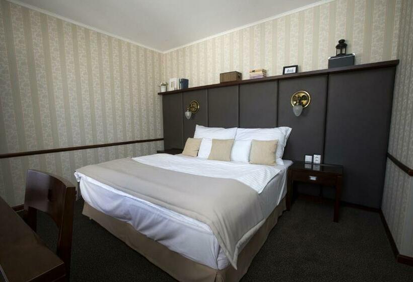 غرفة قياسية, Golden Eagle