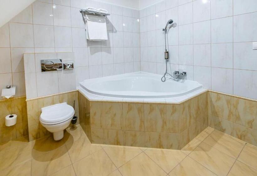 شقة ديلوكس غرفة واحدة, Golden Eagle