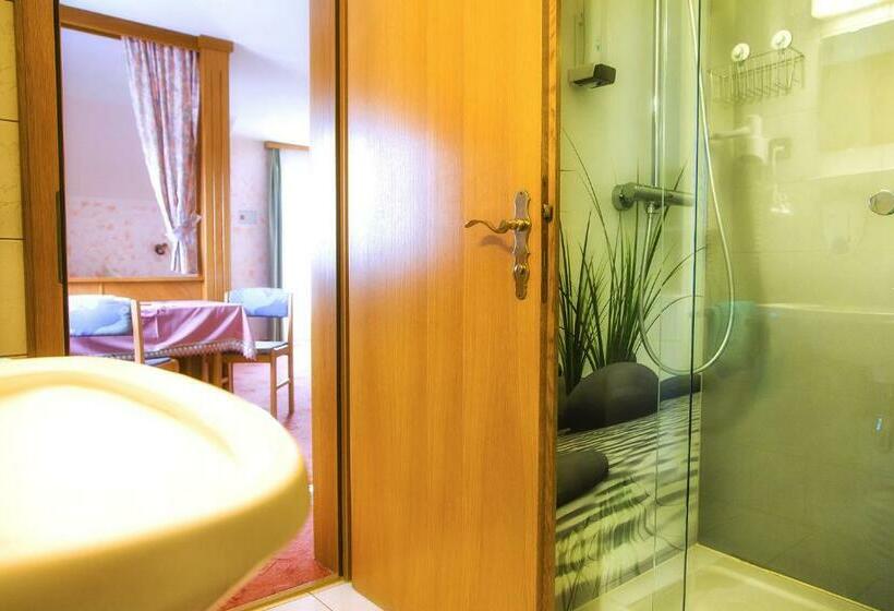 اتاق استاندارد با بالکن, Gästehaus Götz