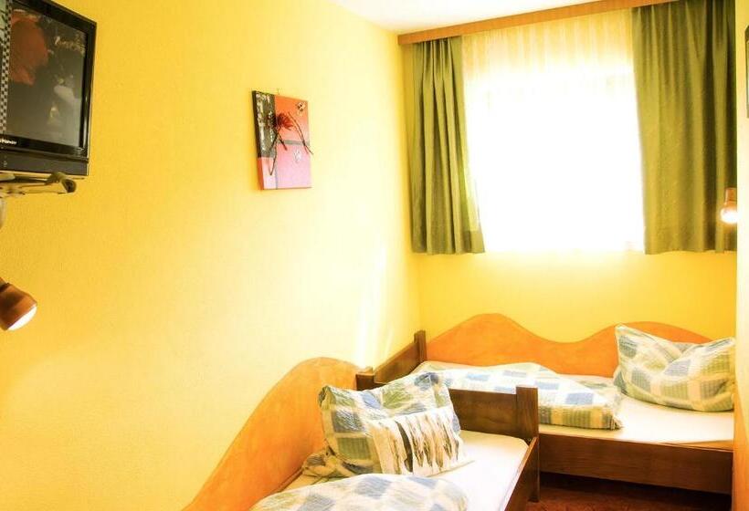 اتاق استاندارد با بالکن, Gästehaus Götz