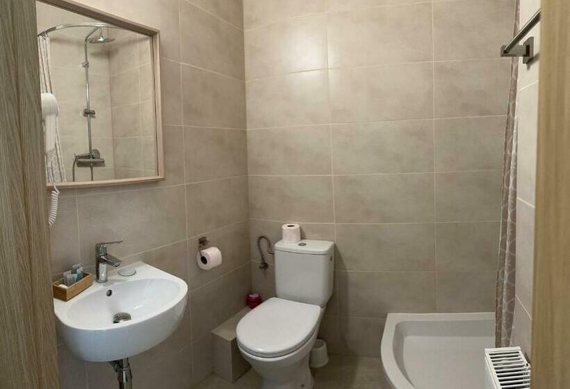 اتاق استاندارد, Ik Korona