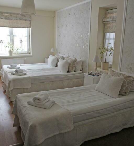 اتاق استاندارد, Jabłoń Lake Resort