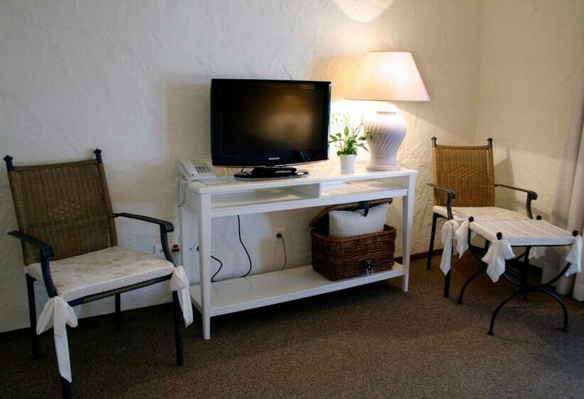 اتاق استاندارد با چشمانداز دریاچه, Jabłoń Lake Resort