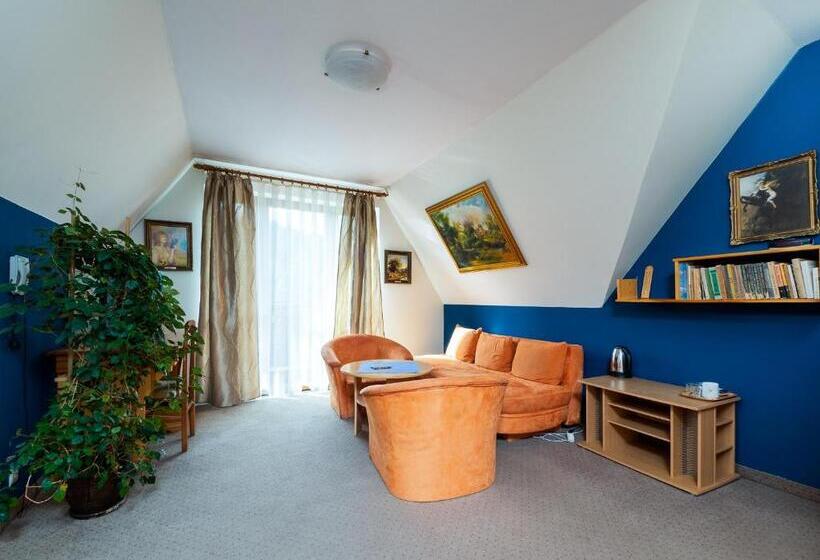 اتاق استاندارد, Jan