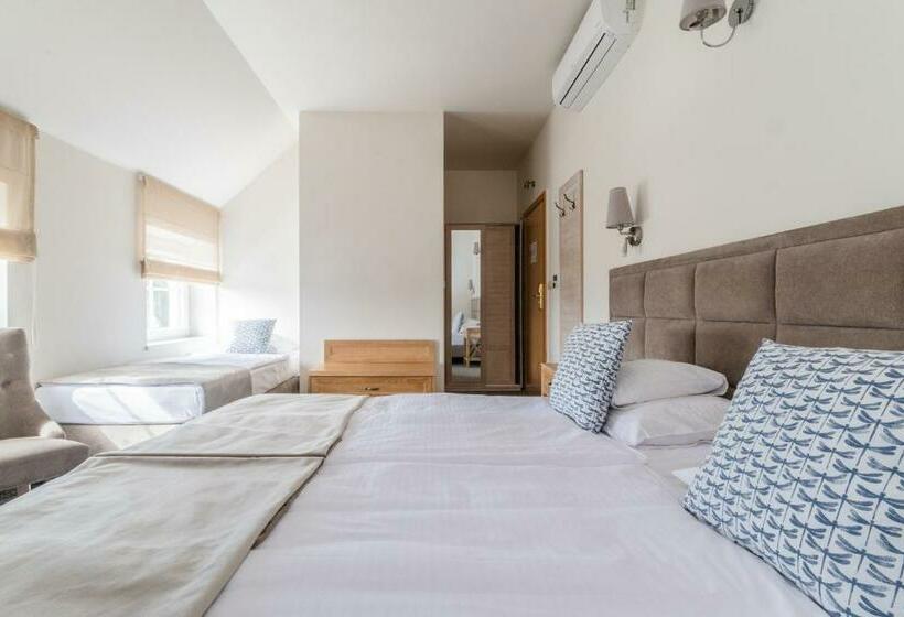 スタンダードルーム, Kahlberg