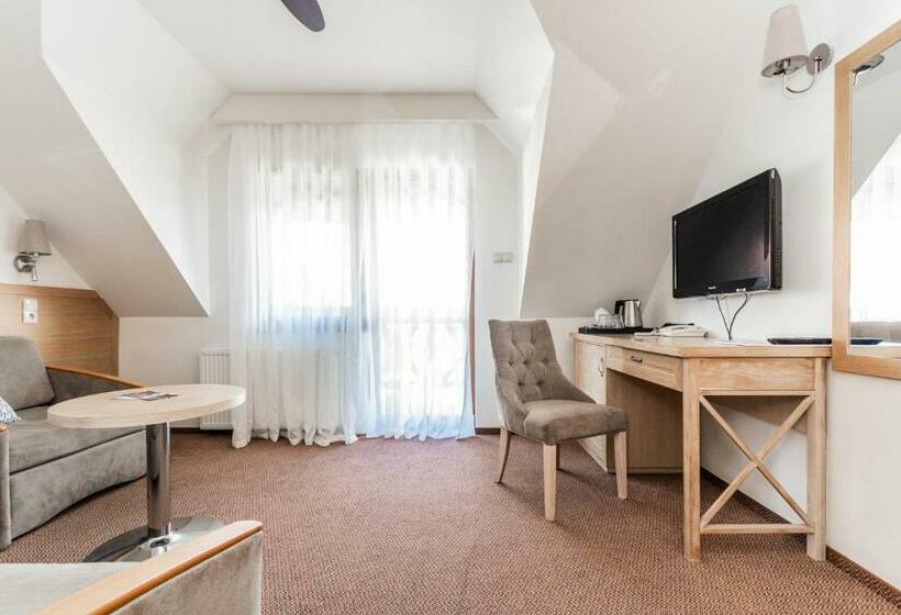 ジュニアスイート, Kahlberg