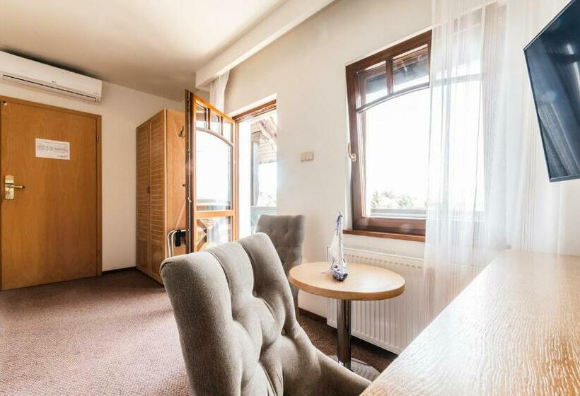 バルコニー付きスタンダードルーム, Kahlberg