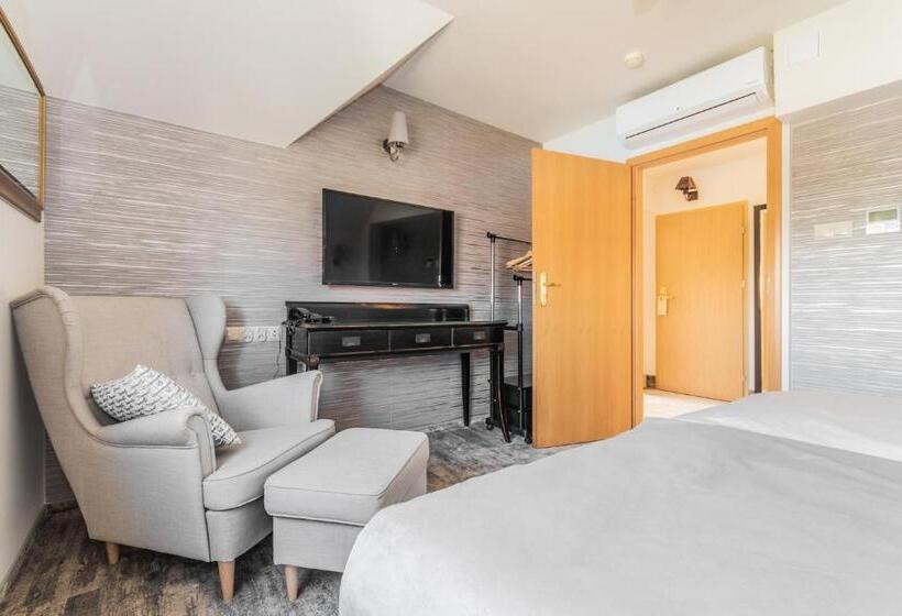 １ベッドルームアパートメント, Kahlberg