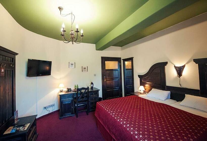 חדר סטנדרט, Kasztel