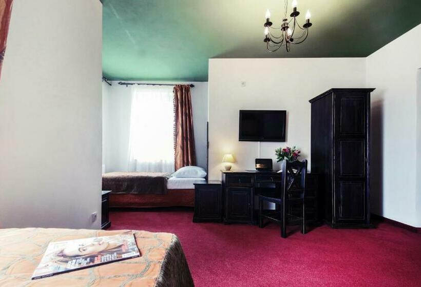 חדר סטנדרט, Kasztel