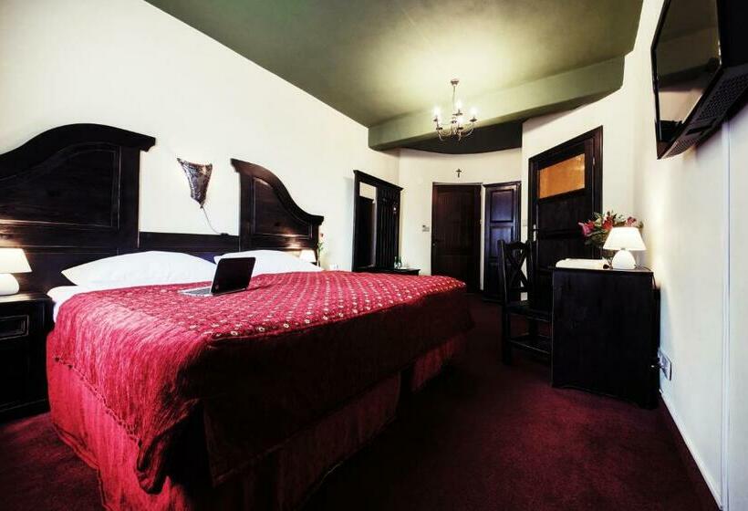 חדר סטנדרט, Kasztel