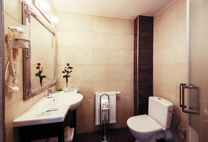 חדר סטנדרט, Kasztel