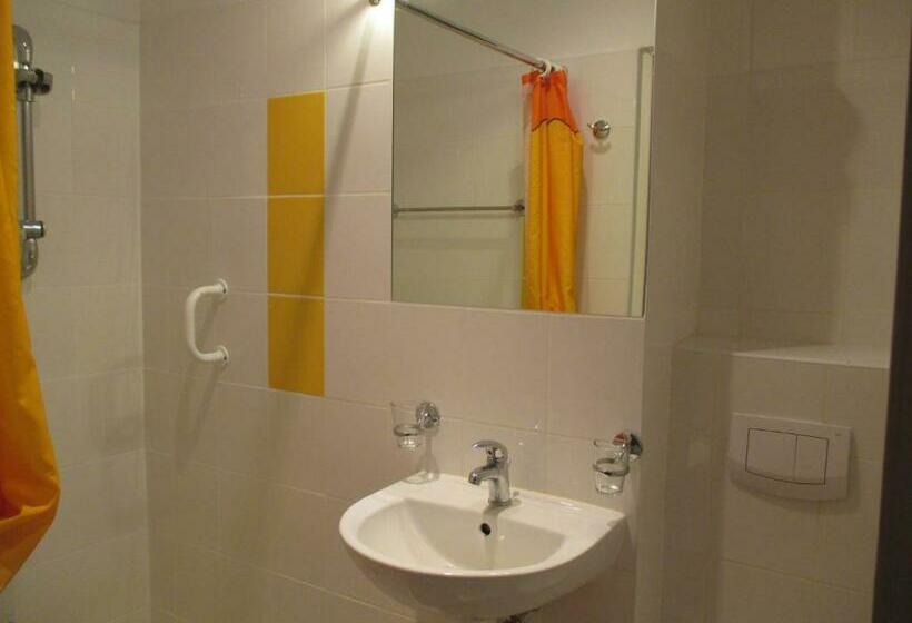 이코노미 싱글 룸, Klinika Młodości Medical Spa