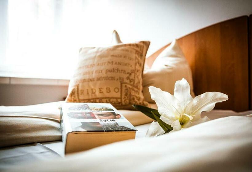 スタンダードルーム, Kompleks Noclegowo Gastronomiczny Laguna