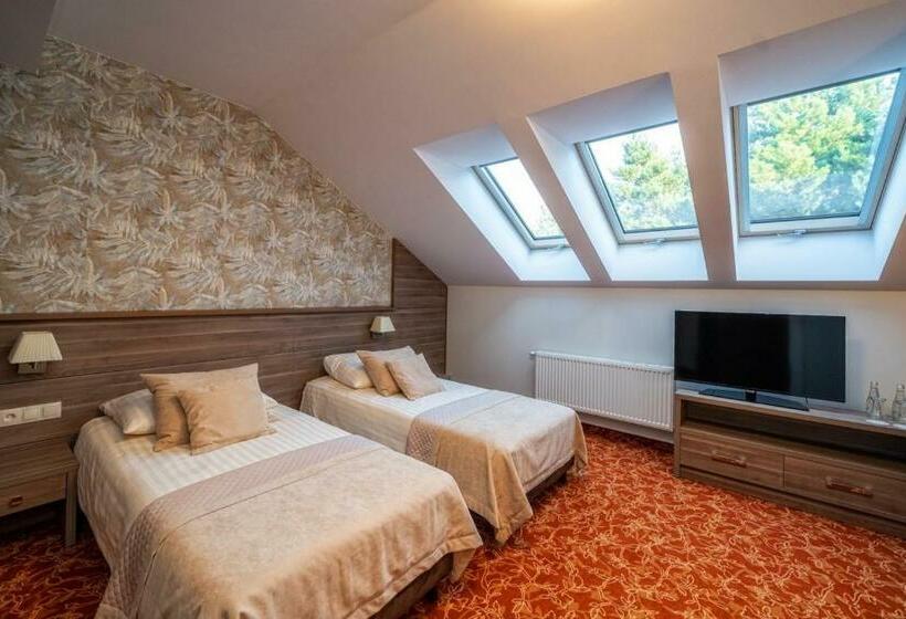 اتاق استاندارد, Korona