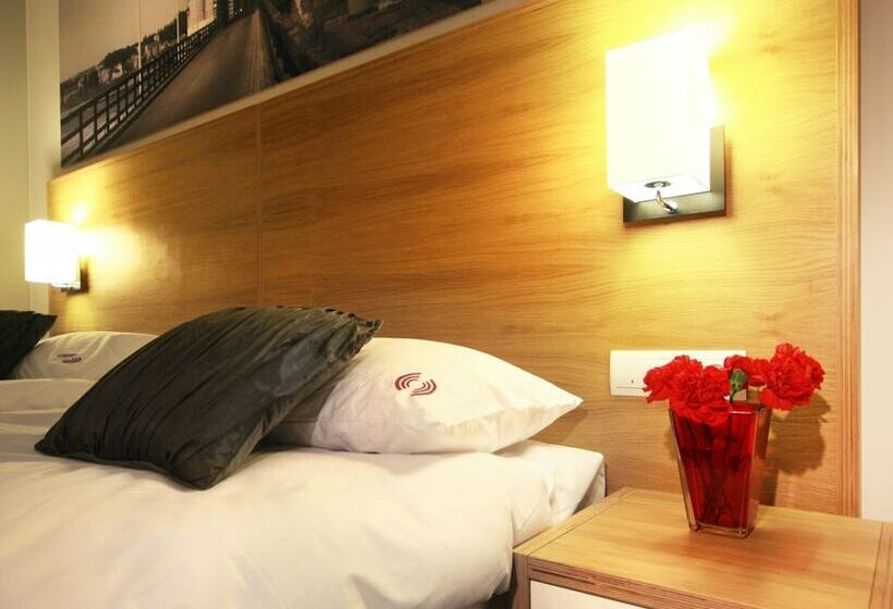 Номер Стандарт, Link