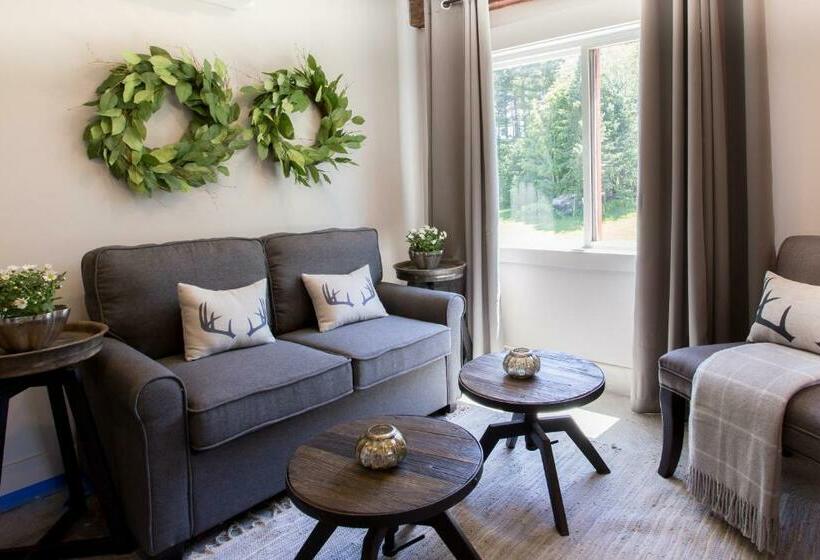 سوییت با چشمانداز کوه, Mountain Meadows Lodge