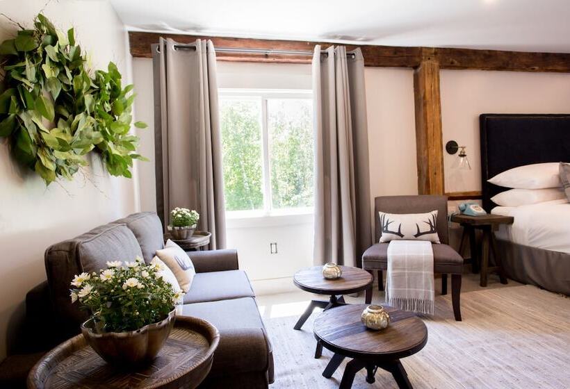 سوییت با چشمانداز کوه, Mountain Meadows Lodge