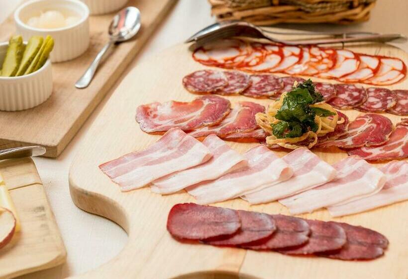 آپارتمان 1 خوابه با بالکن, Rooms & Restaurant Ostarija