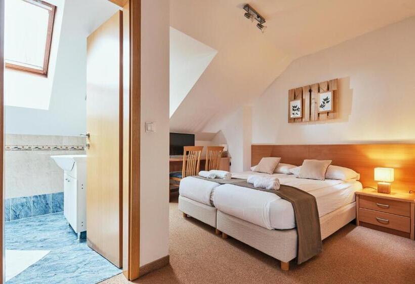 اتاق استاندارد, Rooms & Restaurant Ostarija