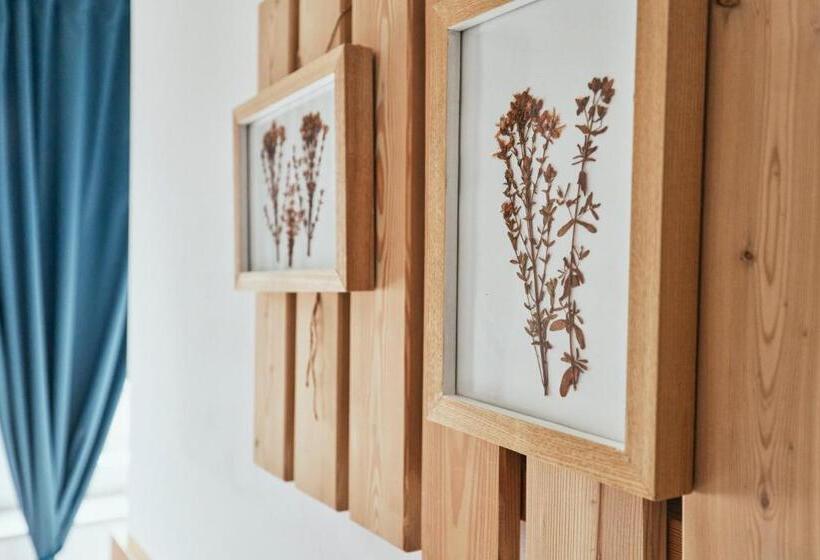 آپارتمان 1 خوابه با تراس, Rooms & Restaurant Ostarija