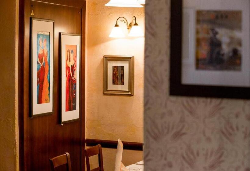 آپارتمان لوکس 1 خوابه, Rooms & Restaurant Ostarija