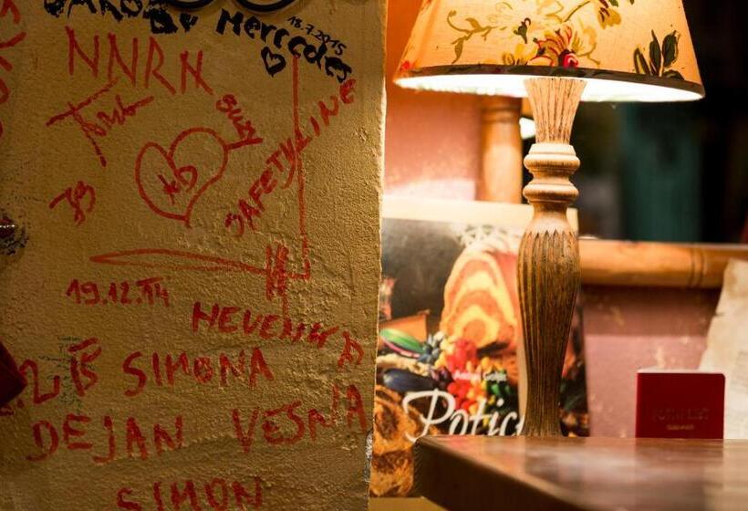 آپارتمان لوکس 1 خوابه, Rooms & Restaurant Ostarija