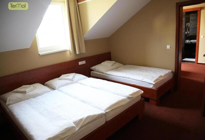 발코니가 있는 스위트, Penzion Termal