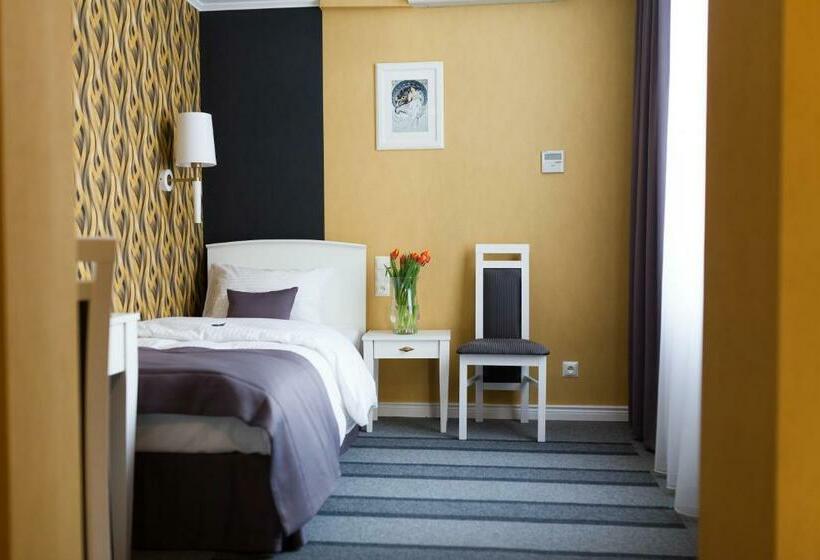 スタンダードシングルルーム, Pod Ratuszem