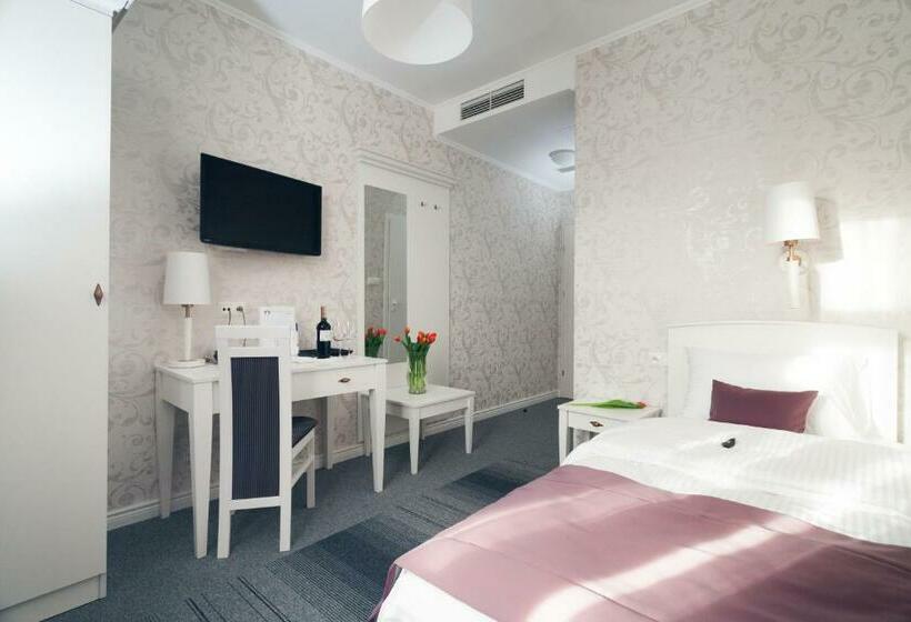 スタンダードシングルルーム, Pod Ratuszem