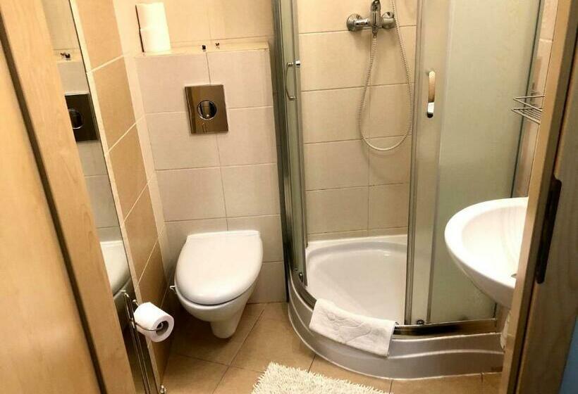 חדר סטנדרט לשלושה, Sosnowe Zacisze