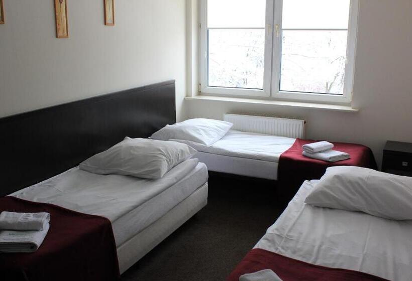 חדר סטנדרט לשלושה, Sosnowe Zacisze