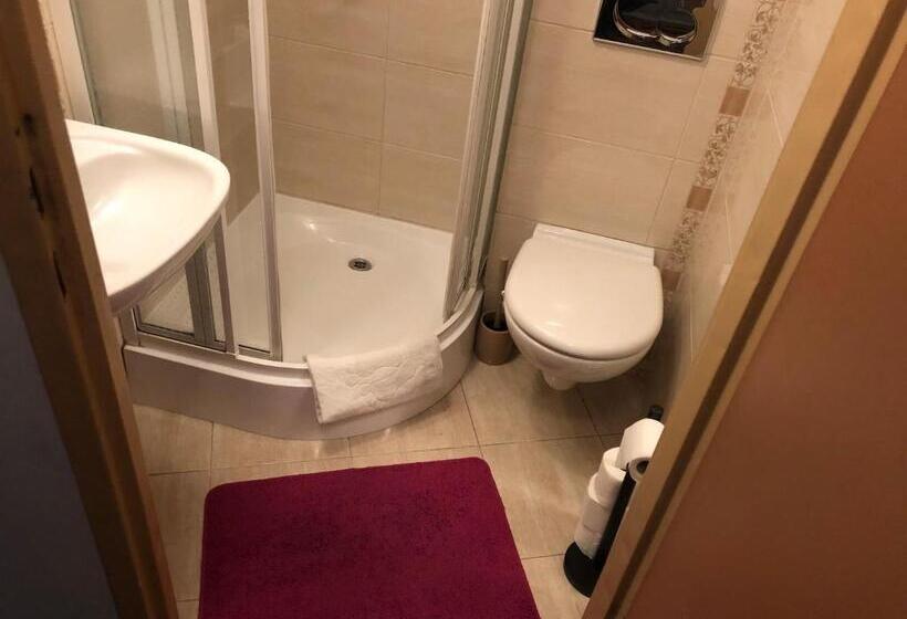 חדר סטנדרט לשלושה, Sosnowe Zacisze