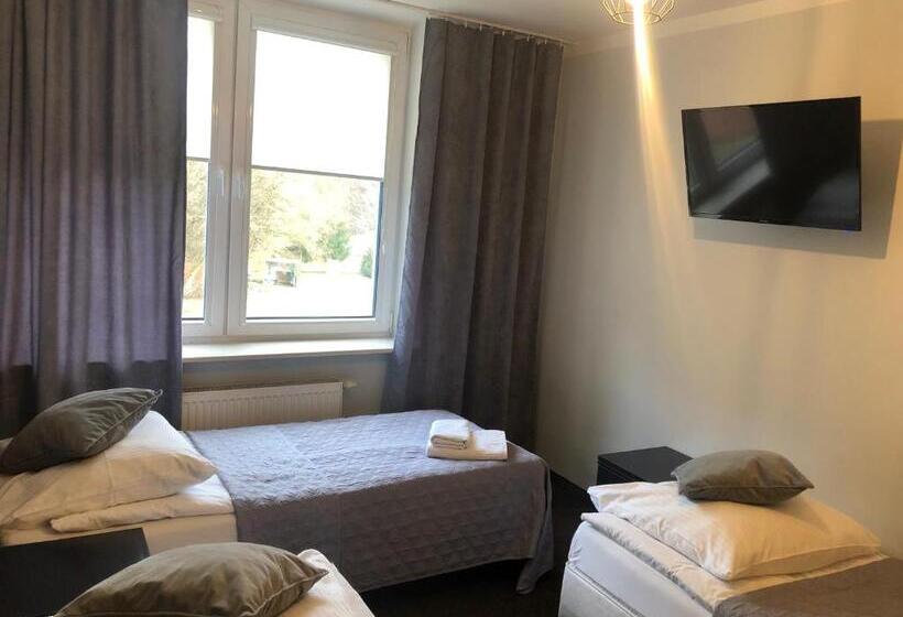 חדר סטנדרט לשלושה, Sosnowe Zacisze